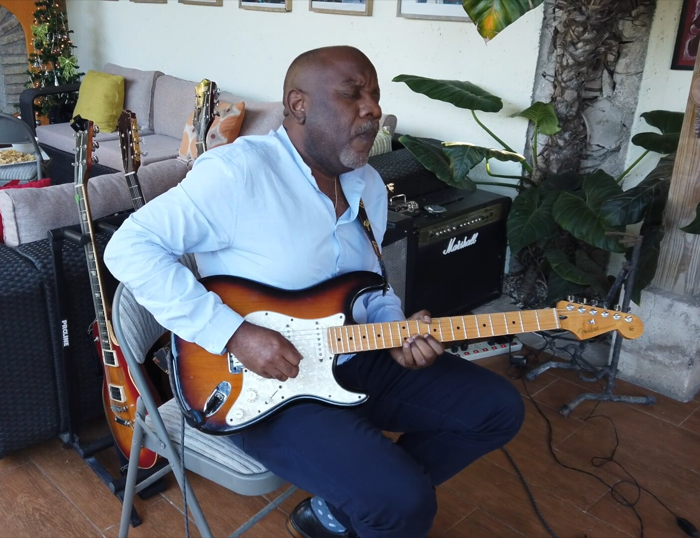 Haitian musician Clement Keke Belizaire expressed distress at the divisions in Haitian society, and said Haiti’s diversity should be relied on as a strength.