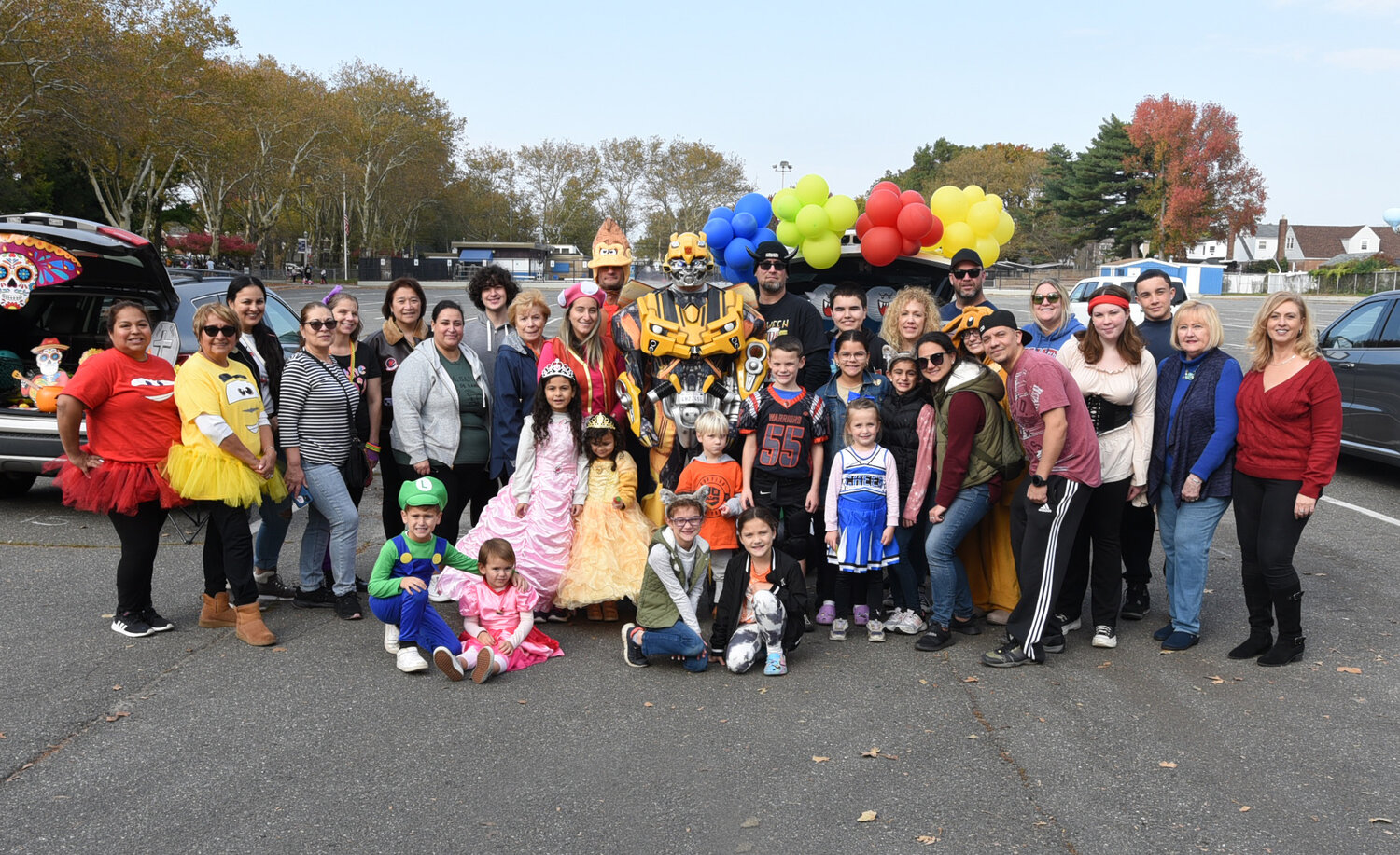 A good crowd showed up to sport their Halloween costumes once more at Rath Park for a Kiwanis Club trunk-or-treat.