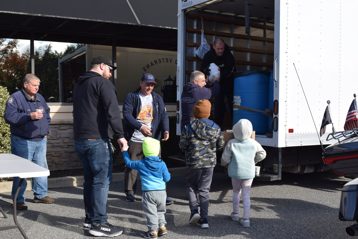 This past weekend, the East Meadow community showed its support for veterans. At the Green Turtle, Fighters of Fire Motorcycle Club and the American Legion Post 1082 hosted a food and turkey drive for homeless veterans.