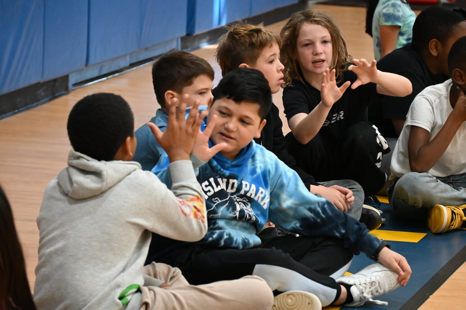 Fifth graders at Lincoln Orens Middle School enjoyed The Reaction Game focused on listening skills.