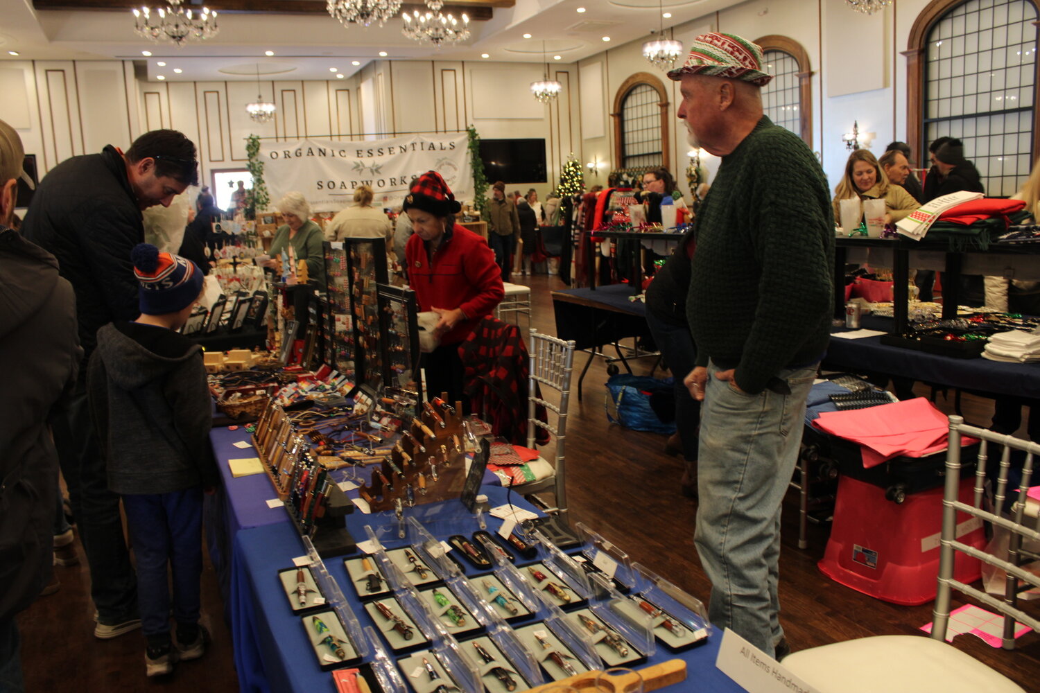 Community members browsed the different crafts and goods sold at the Christkindl Markt.
