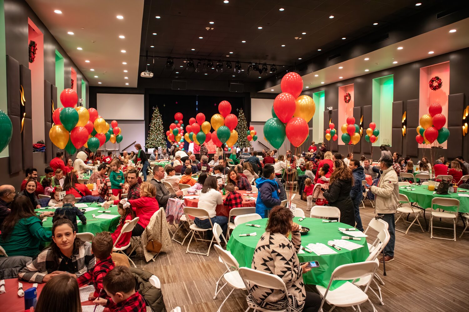 The annual ‘Breakfast with Santa’ invites families to join in holiday festivities including pictures with Santa and Mrs. Claus, writing and mailing letters to Santa, and of course, a delicious breakfast!