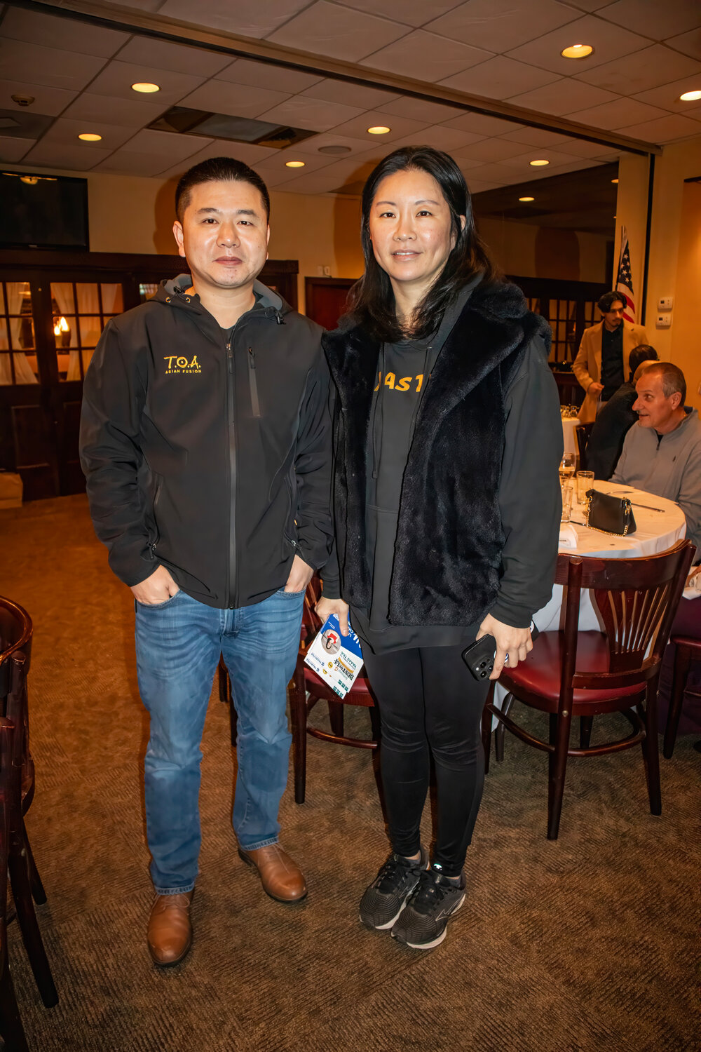 Evan Chen and Kelly Zhou of Yaaas Tea attend the Rockville Centre Chamber of Commerce's annual installation dinner.