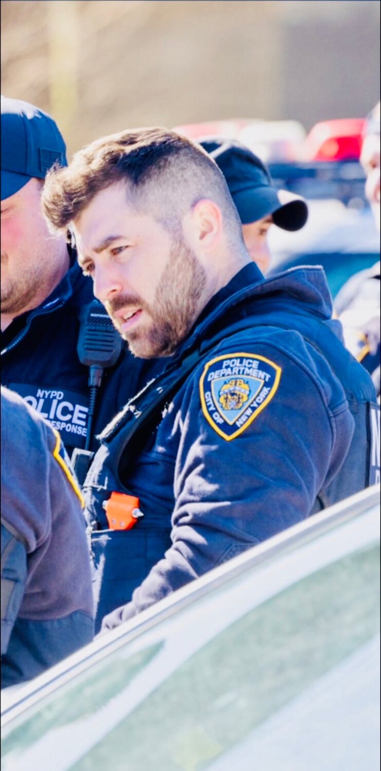 Wake services held for NYPD Officer Jonathan Diller, a Franklin Square ...