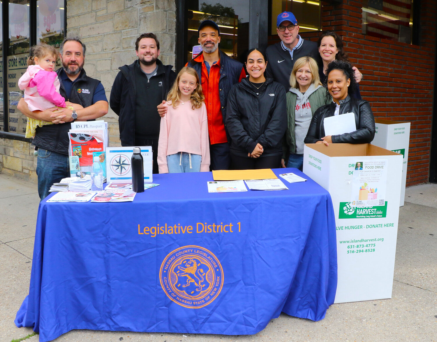 Davis hosts food drive for Sharon’s Pantry | Herald Community ...