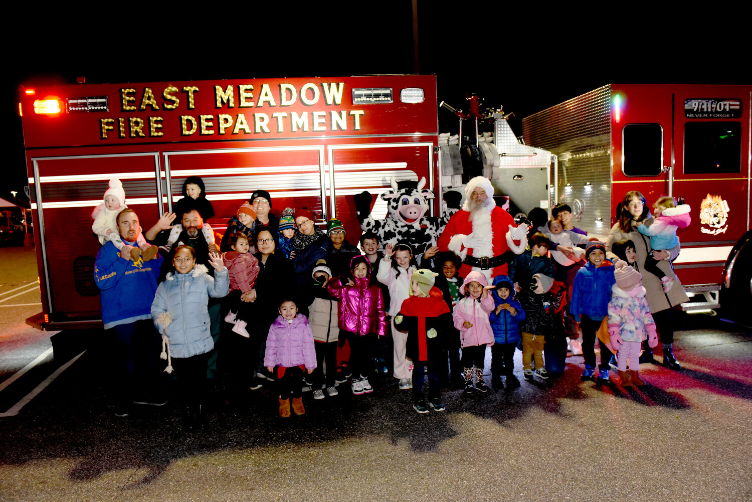 Ho, Ho, Holidays At East Meadow Stew Leonard’s 