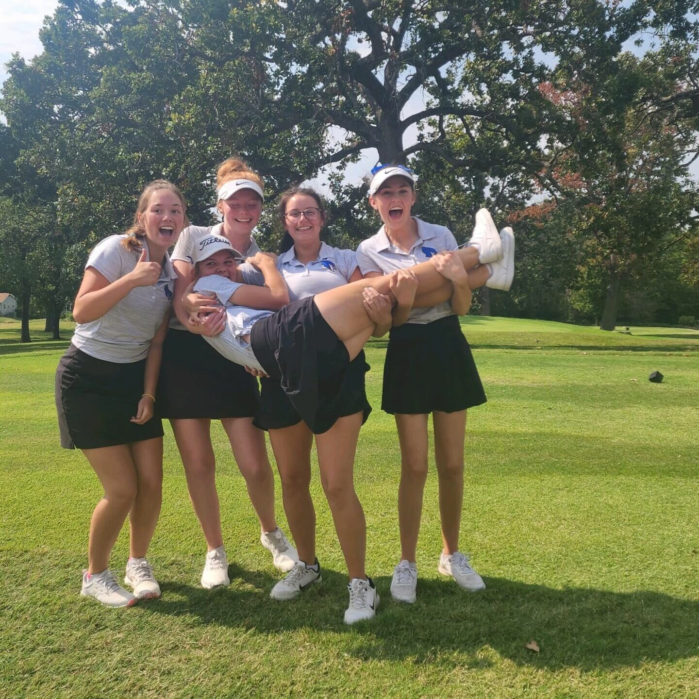 Marlee Edgeman won the Big 8 Conference tournament for the second consecutive year with 67 strokes on Monday, Oct. 2. Her team carried her in celebration. 


Contributed photo 
