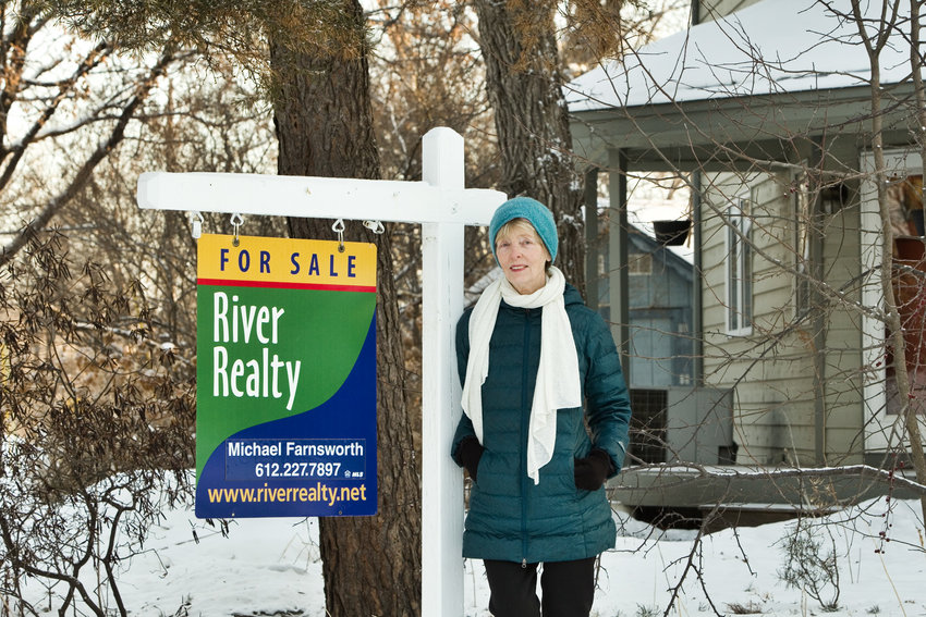 Real estate broker and business owner Pat Rosaves pointed out that homes are selling rapidly, even fixer-uppers. Houses are selling within four days on the market wiith multiple offers. (Photo by Margie O&rsquo;Loughlin)
