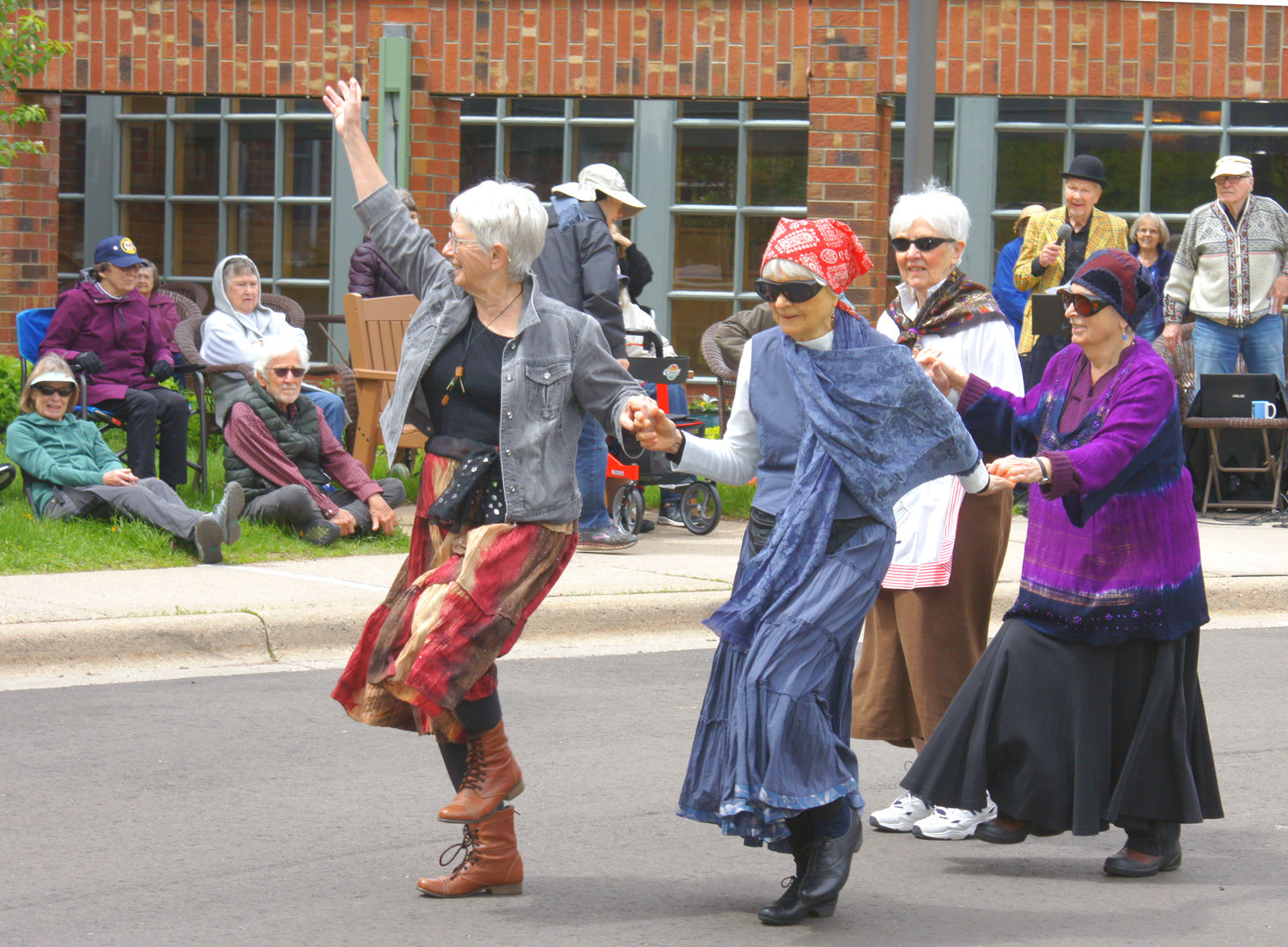 For no good reason, except to have fun, Becketwood staged a parade on Saturday, May 21.  The parade included a king, two queens, Schottische dancers and a marching kazoo band.