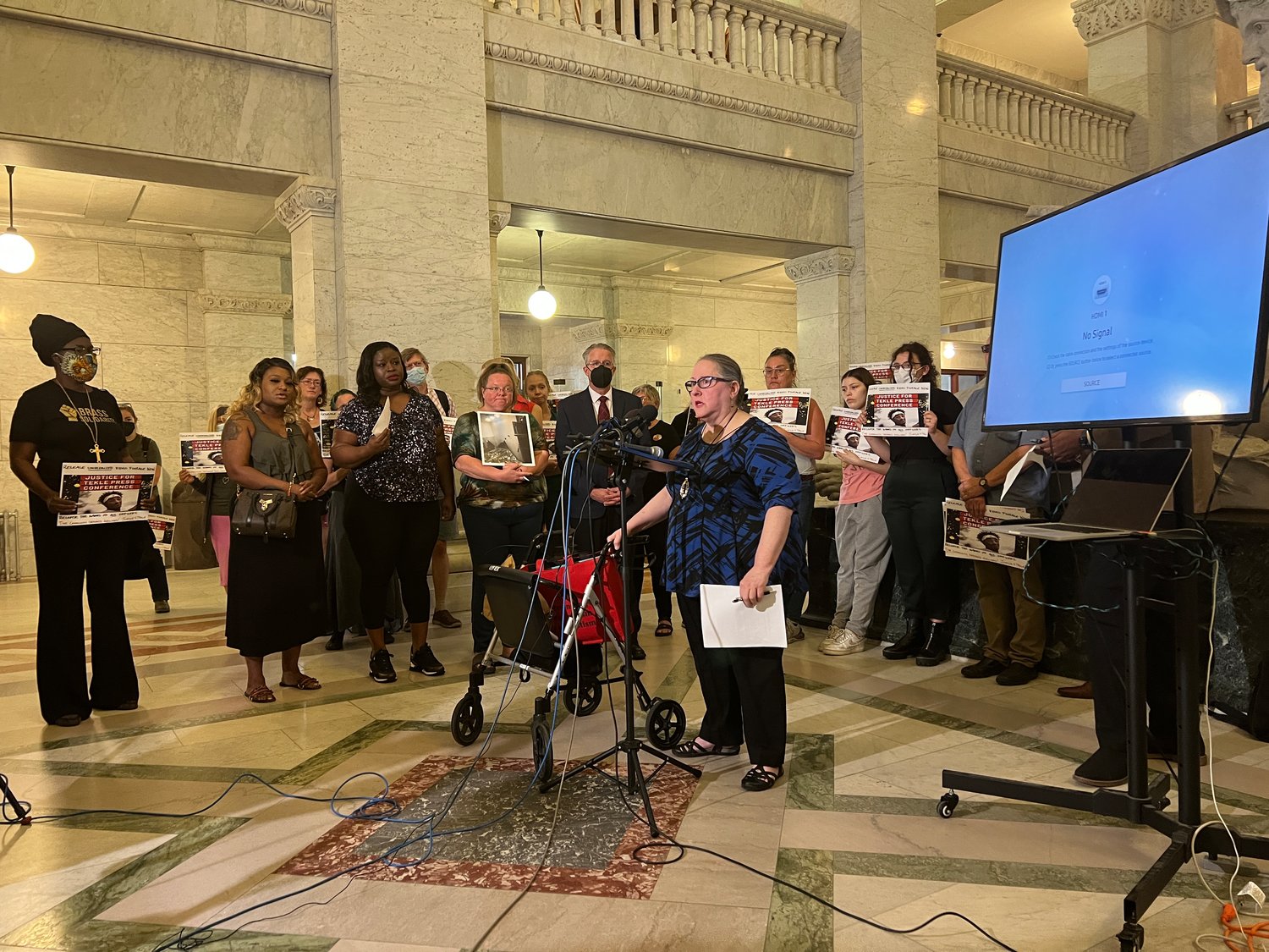Michelle Gross, speaking at an August 17 press conference at City Hall, shares a community member’s video and raises questions about the MPD killing of Tekle Sundberg .