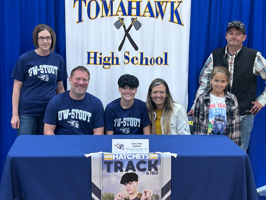 Pictured are Sandry and her family.