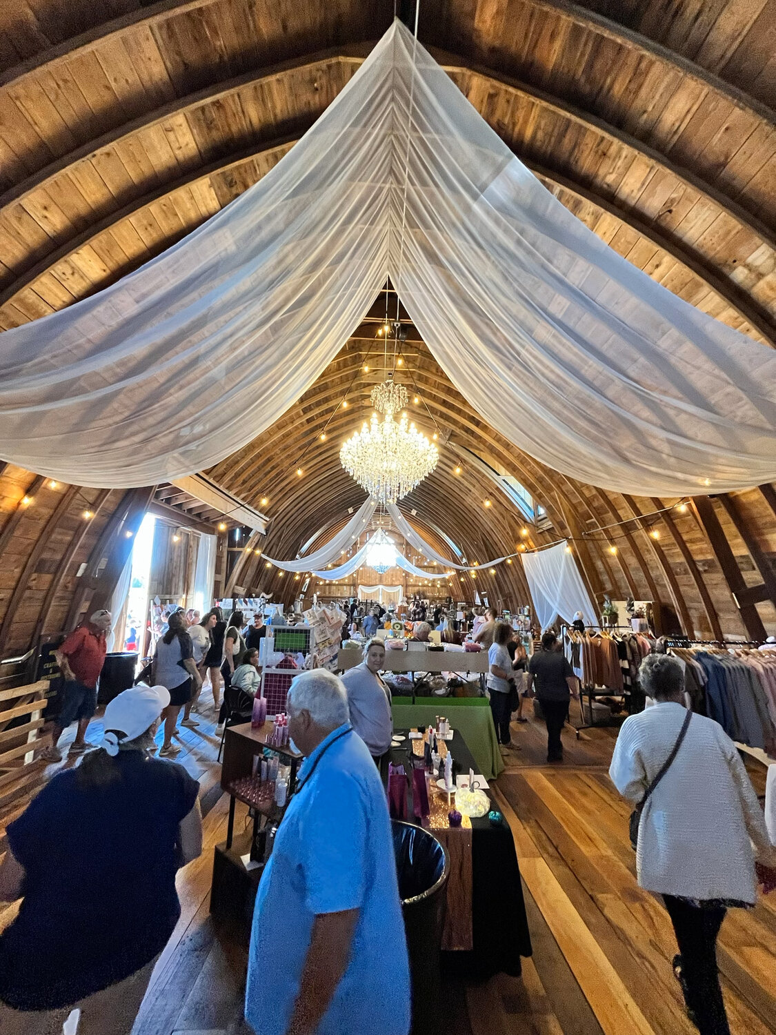 Bloemen Barn Venue held its first Fall Craft/Vendor Show in Luxemburg on Sept. 28. The event featured handmade crafts and vendors in their rustic wedding barn. For more information on the venue, visit www.bloemenbarn.com.