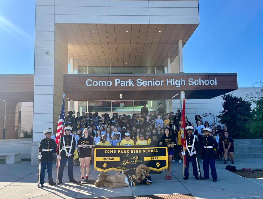 Como students and staff gather for the Homecoming Parade on Saturday, Sept. 28.