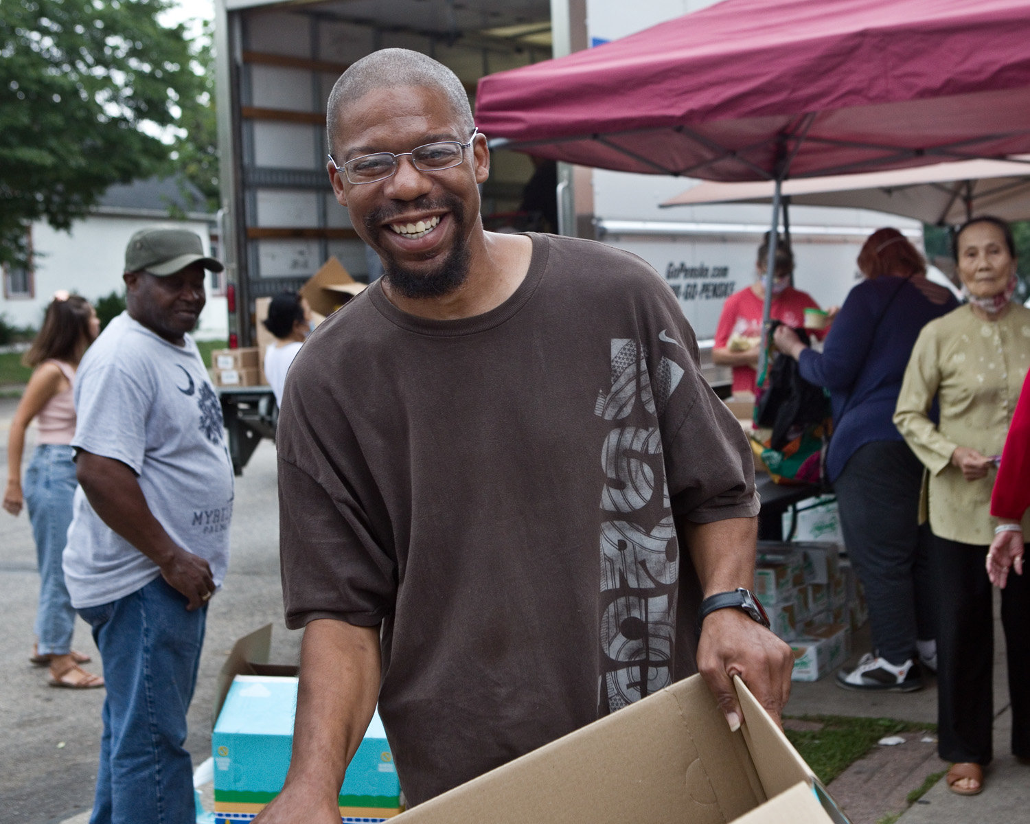 “Cart” Rob runs the business side of things, including logistics and coordination for helping feed the Frogtown neighborhood. (Photo by Margie O’Loughlin)