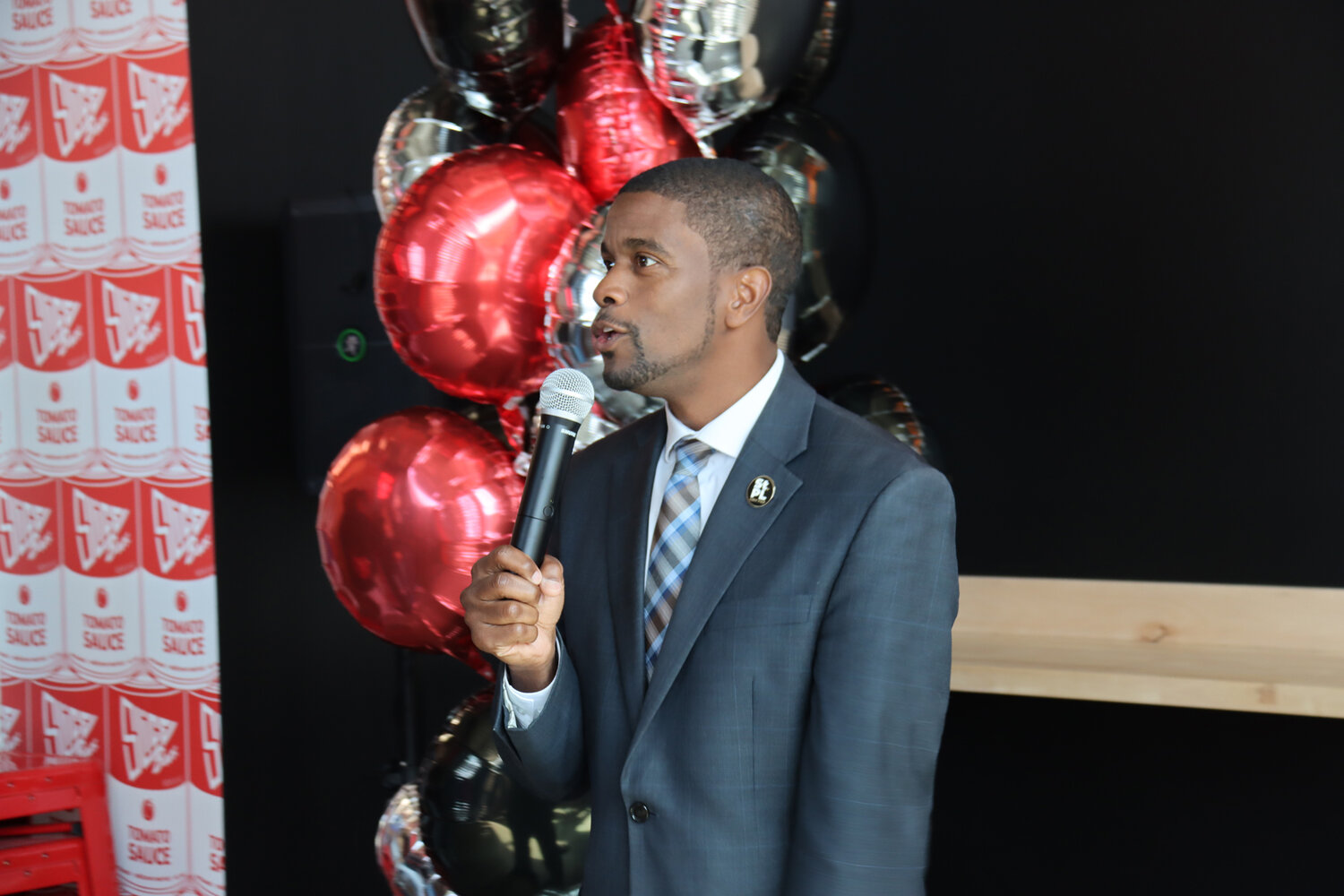 “We’ve been looking forward to this for a long time,” stated Mayor Melvin Carter, who grew up in the neighborhood. He observed that during his campaign, people told him the city needs to do better at Dale and University. “Let me tell you, we are doing better,” he said.  (Photo by Tesha M. Christensen)