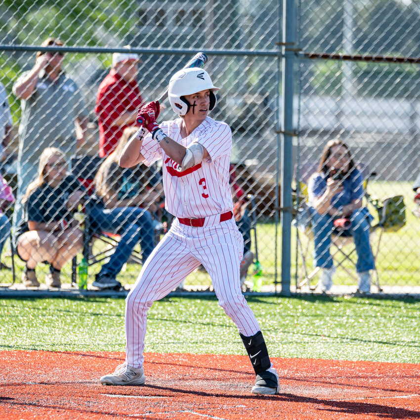 JON LAWRENZ would finish the contest against Rison going 1 for 2, recording the only hit for the Pirates against Rison.
