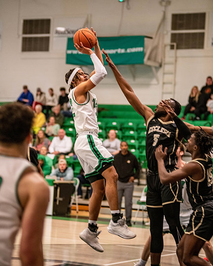 ISSAC JACKSON was the third out of four Weevil players to score in double-digits on Thursaday. Jackson finished the contest with 13 points. Alex Brogdon was the fourth player to score in double-digits with 11 points.