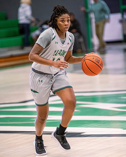 JOI MONTGOMERY led the Blossoms in their first Oklahoma road game against Southwestern Oklahoma State University with 21 points. The Blossoms would fall in both their contests on the first Oklahoma road trip of the season.
