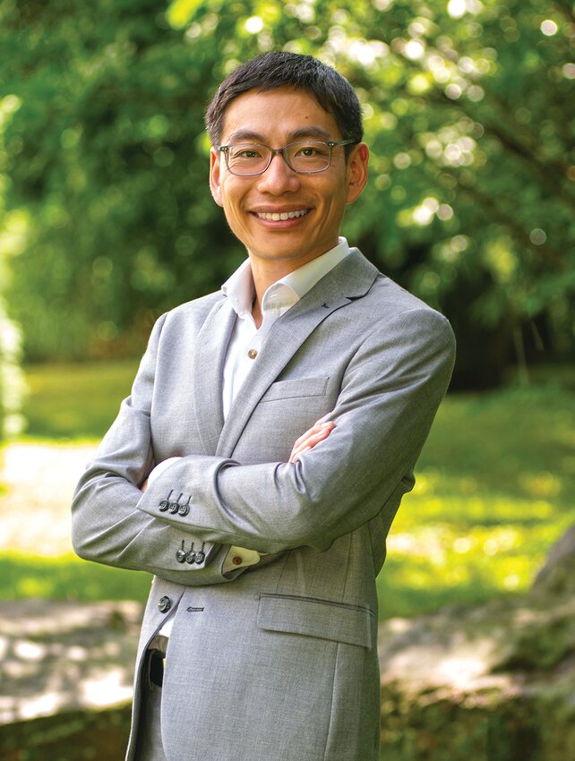 Dr. Bing Chiu,  Comprehensive Ophthalmology, Cataracts, Glaucoma