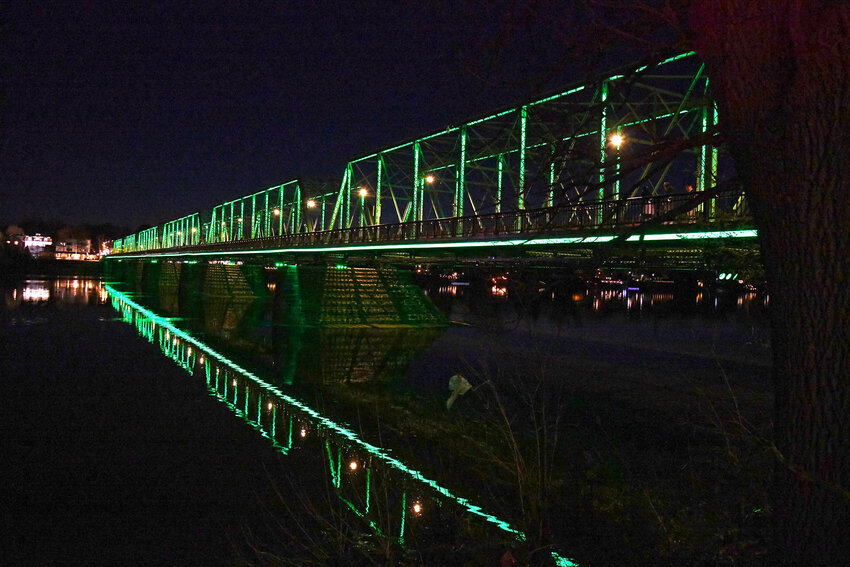 The Delaware River Joint Toll Bridge Commission unveiled a new architectural lighting system on the newly-rehabilitated New Hope-Lambertville Toll-Supported Bridge.