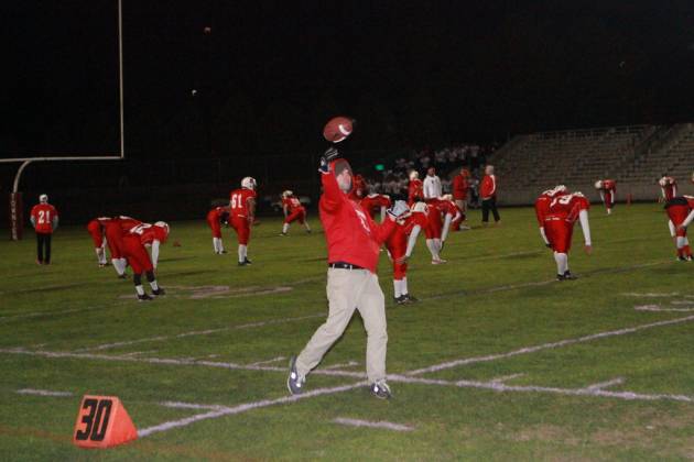 Townies warm up for the game vs. Barrington on Friday evening Nov.4th.