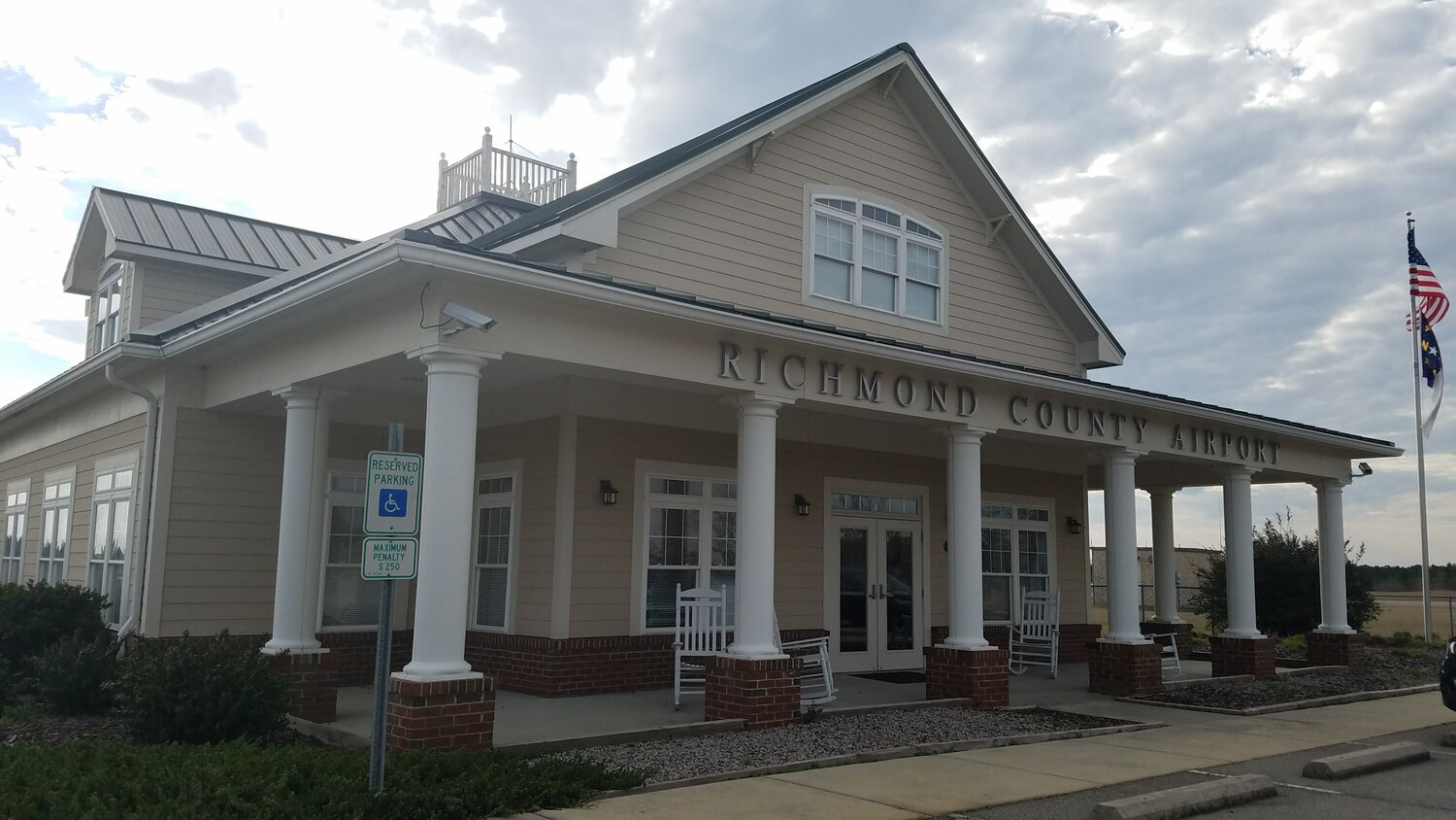 Discussion items added to agenda for special meeting at Richmond County Airport
