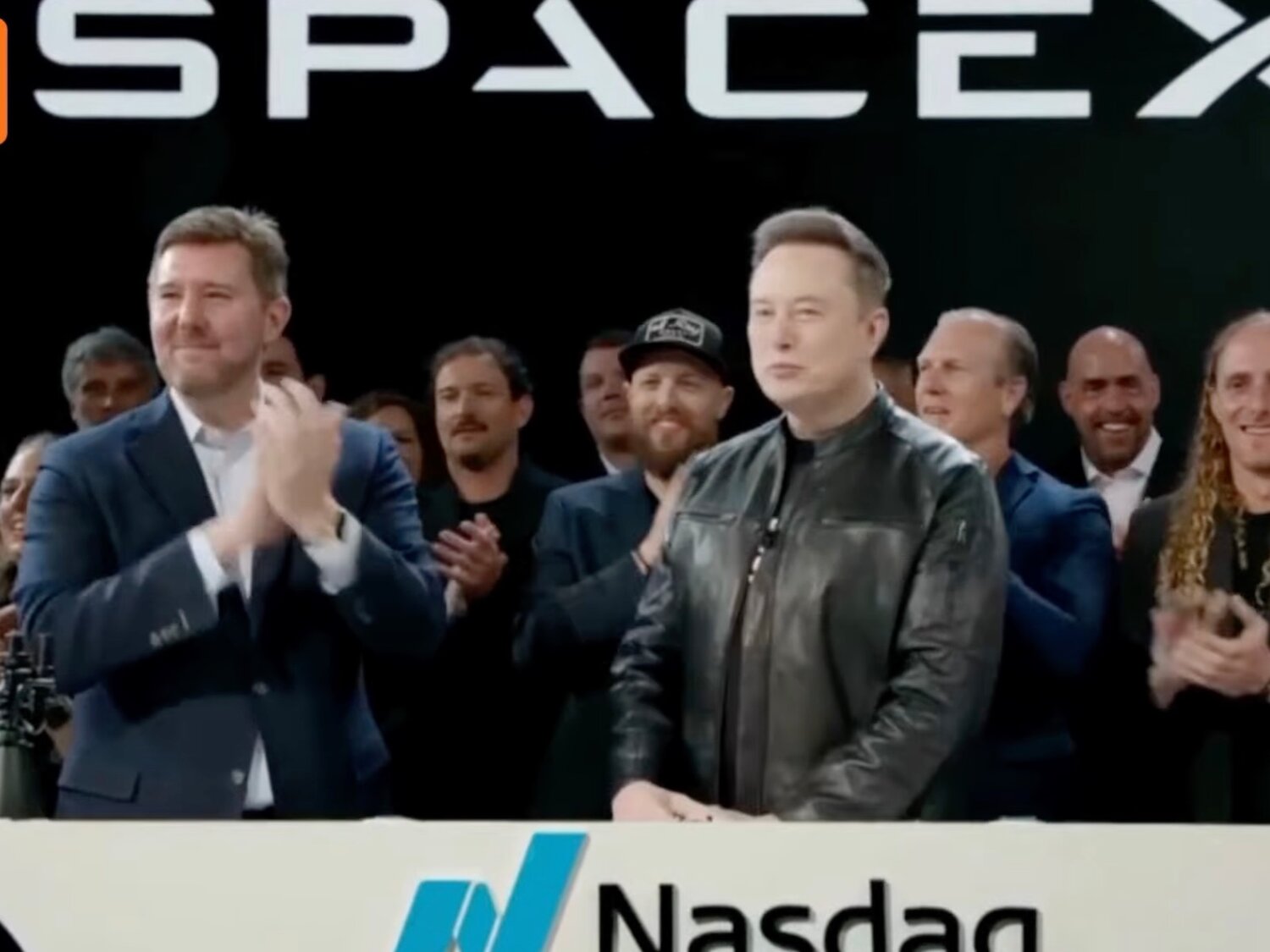 News Clips: Around 4,400 SpaceX employees will become at least millionaires