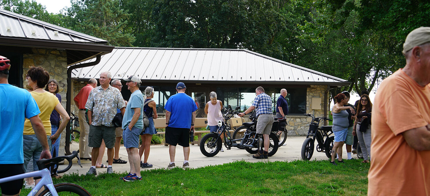 SL wrestles with e-bike dilemma