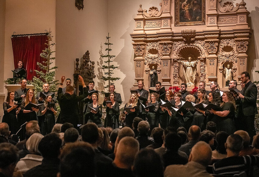 This year’s holiday performance, “A Chorale Christmas,” will take place at various Valley locations Dec. 15-18.