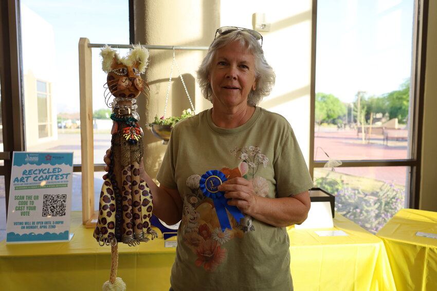 Mary Molnar took home first place for her creation of “Classy Kitty.” (Photo courtesy of Skylar Thomas)