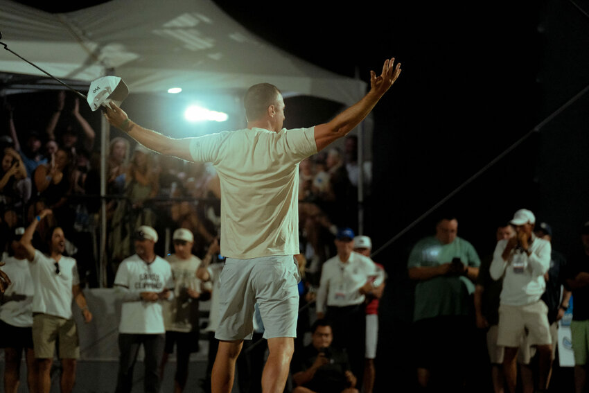 Drew Kittleson’s $40,000 putt on the 18th green punctuates a thrilling finish to the 2024 Grass Clippings Open. (Photo courtesy of Grass League)