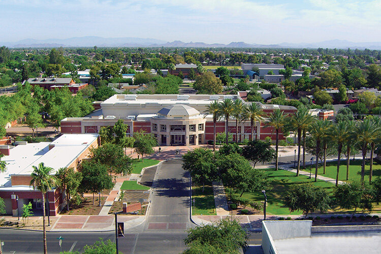 An aerial view of the Glendale Civic Center, where the Planning Commission will meet for its first workshop of 2024 on March 28.