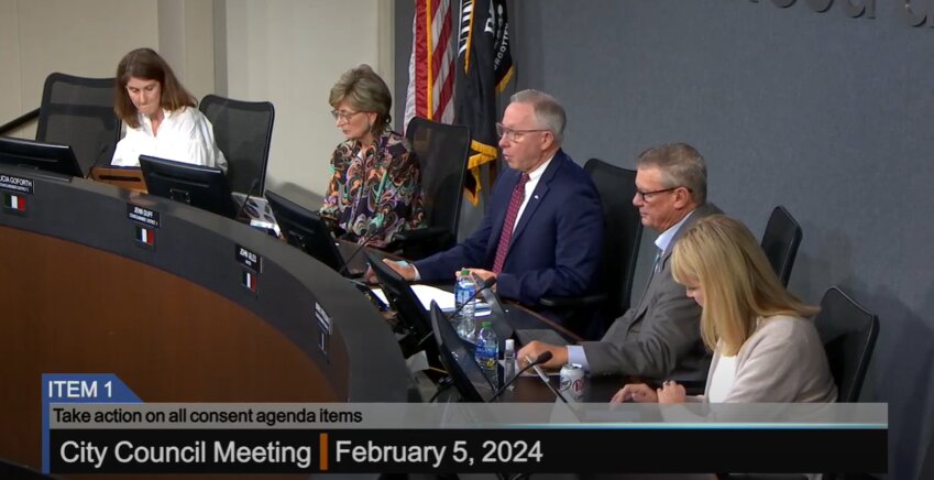 The Mesa Mayor and City Council discuss the agenda items at their February 5 meeting.