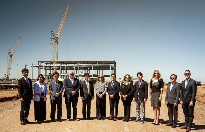 Leaders of the LG Energy Solution team joined Arizona Gov. Katie Hobbs and other officials from Pinal County and Queen Creek on Wednesday  in touring ongoing construction of the $5.5 billion facility.