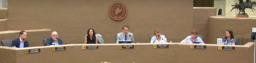 The Scottsdale City Council tightened up its rules about council members not being able to use electronic devices to communicate with people while on the dais during it&rsquo;s April 16 meeting. (J. Graber/Scottsdale Independent)