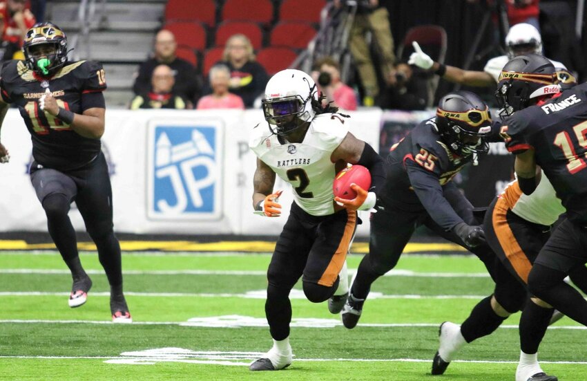 Arizona Rattlers RB/WR Jamal Miles (2) runs down the field for a touchdown in the first quarter of Arizona's 49-47 win over Iowa on Saturday at Wells Fargo Arena. (Arizona Rattlers/Indoor Football League)