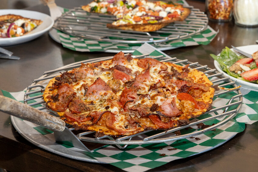 Spinato's Pizzeria &amp; Family Kitchen launches new chicken-based pizza crust.