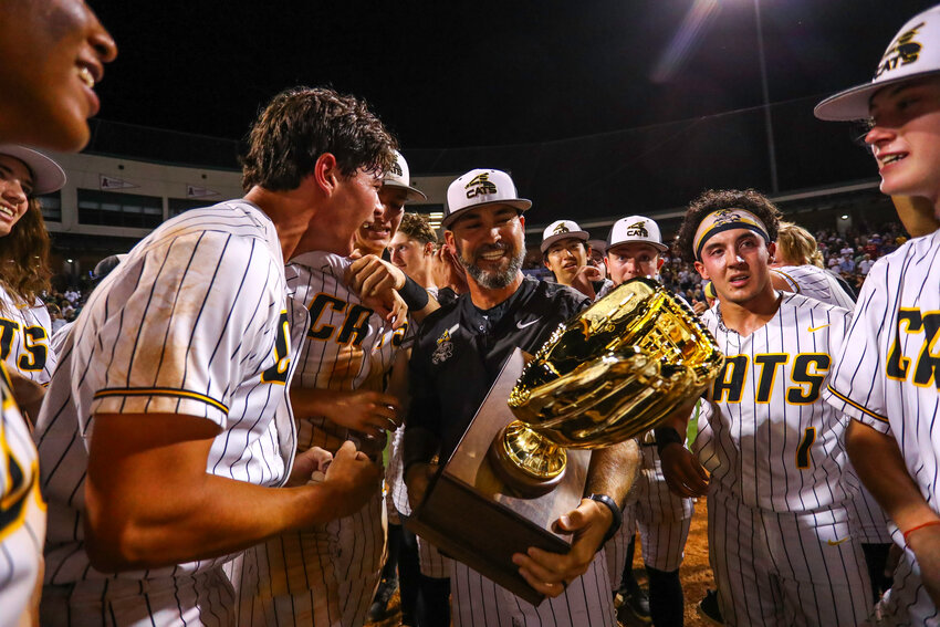 Saguaro head coach Joe Muecke and the Sabercats celebrate their championship on Monday, May 13. (Independent Newsmedia/JJ Digos)