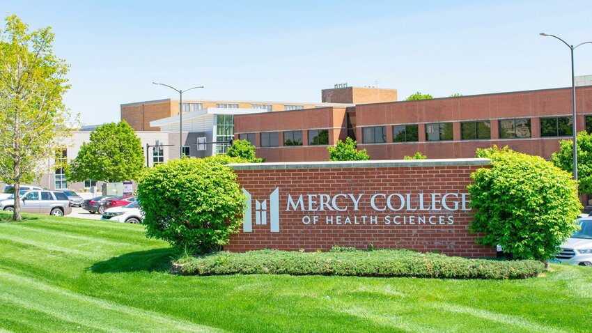 Mercy College of Health Sciences in Des Moines, Iowa. Photo from https://www.mchs.edu/marketing/#