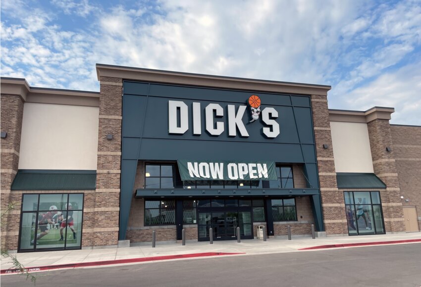 Some Arizona sport stars will be part of this weekend’s grand opening celebration for the new Dick’s Sporting Goods in Surprise.