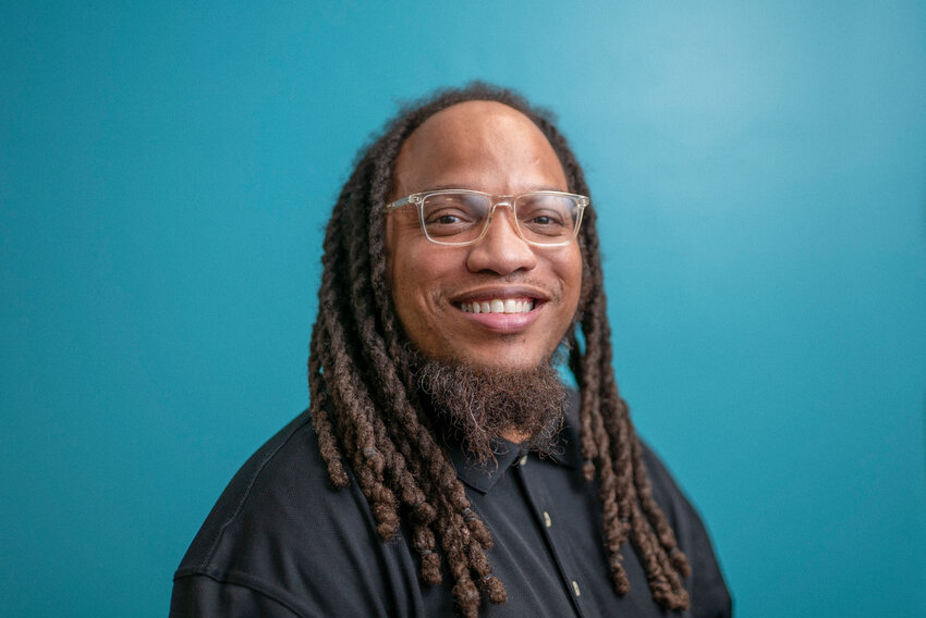 Justin Bronson is a justice case manager at Scottsdale Recovery Center who has been impacted by the justice system since the age of 17 years old when he first entered the Arizona Department of Juvenile Corrections.