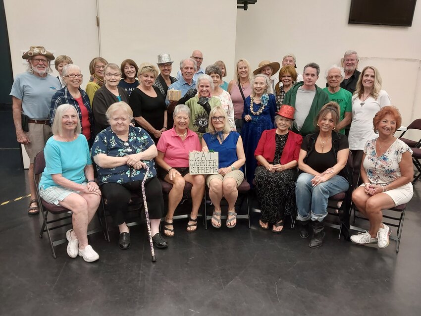 Vicki Baker, Bren Boose, Lori Camarata, Donna Davis, ShirleyAnn Fautherlee, Val Griffin, Sandy Gruin, Norman Halip, Bonnie Hermann, Richard Hermann, Christa Houk, Stephen Johnsen, Vicki Johnsen, Deb King, Mary Beth King, Mark King, Barbara King, Fred LaMonica, Mary McHugh, Deb Neuroth, Marla peters, LeeAnn Reardon, Patty Rosebery, Judy Ross, Carol Shea, Larry Truett, Annie Wall, Dale Wall, Andrea Winkel and Mary Wright. Kathy Appleton, JoAnn Claiborne, Mikal Haaheim, Jenny Kaupu and Byron Brothers also took part in the class.