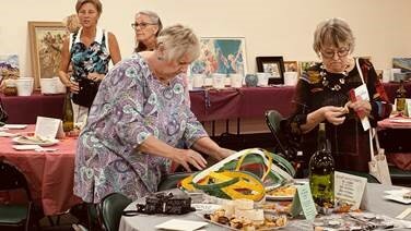 The Sun City West Foundation hosts An Artistic Affair in November that helps raise money for charitable community organizations.
