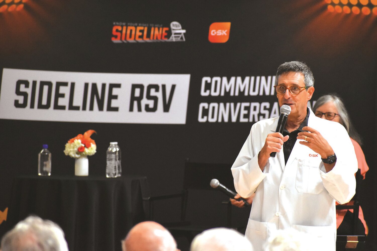Dr. Leonard Friedland provides insight about RSV vaccinines and treatment at the “Sideline RSV” community conversation in Scottsdale. (Independent Newsmedia/George Zeliff)