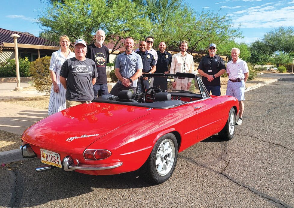 Members of the Paradise Valley community who make it possible to produce the long-running Paradise Valley Veterans’ Appreciation Vintage Car Show. From left, Diane Wayland, Rick Mahrle, Warren Kosters, Kevin Albert, Nigel Williams, Andrew Ching, Joe DiVenti, Taylor Hunter, Jerry Cooper and Ed Winkler. (Submitted photo)