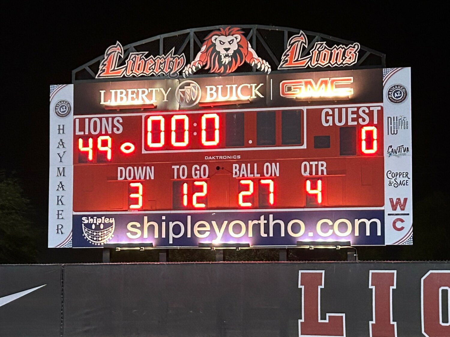 Liberty beats Tucson Salpointe Catholic in a 6A game to run its record to 9-1.
