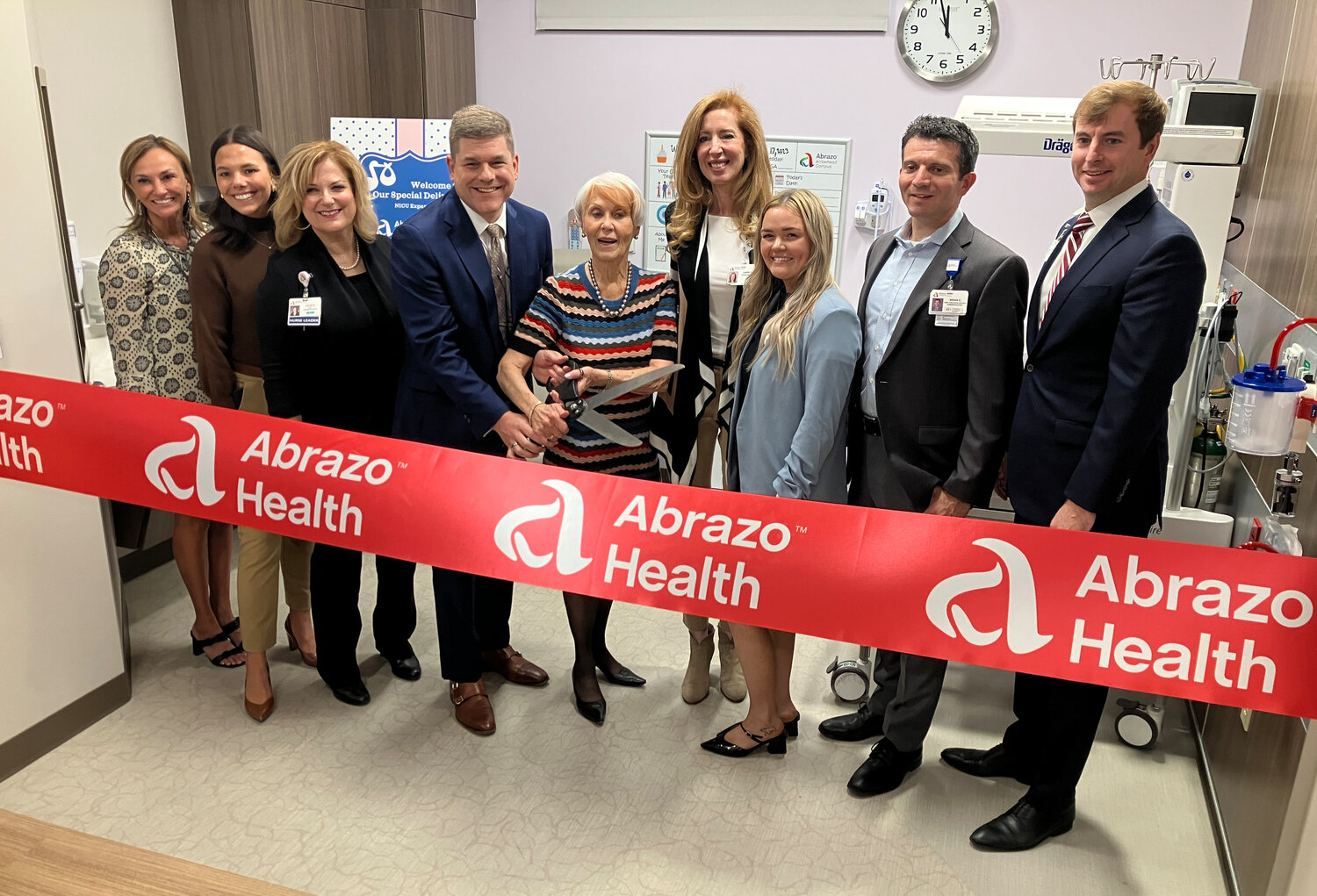 A ribbon cutting commemorates the latest special delivery at Abrazo Arrowhead Campus, a 14-bed expansion of the hospital’s Neonatal Intensive Care Unit.