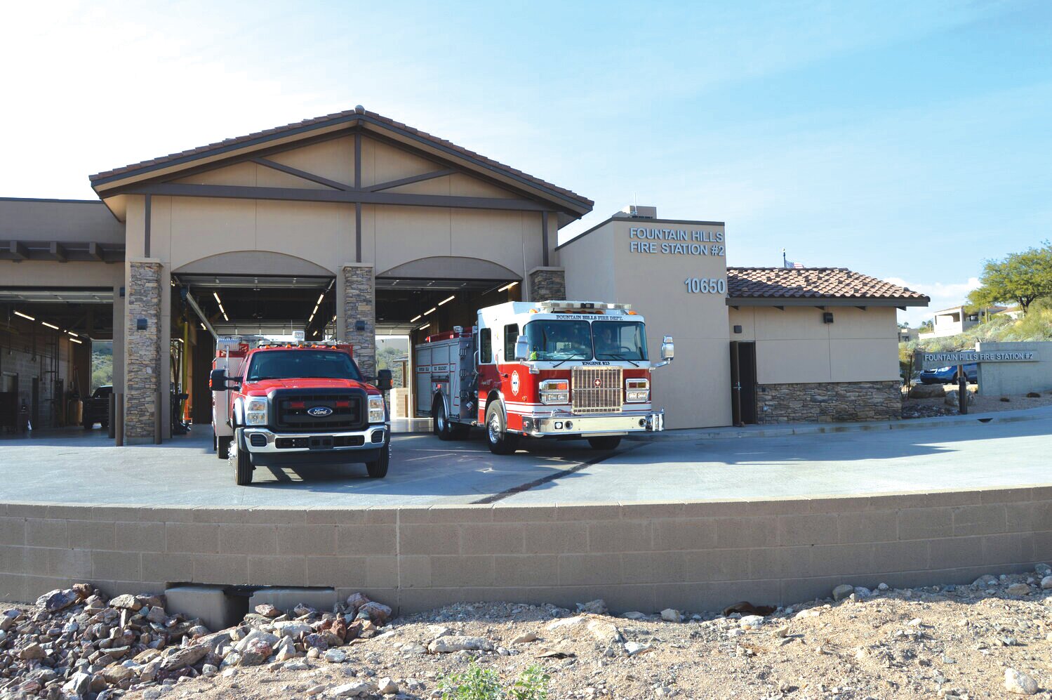 Brush fire hits close to Fountain Hills town center - Fountain Hills Times