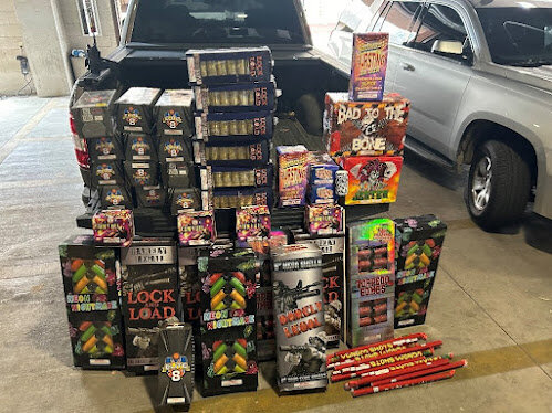 Mesa police arrest 3 men suspected of possessing illegal fireworks - Daily Independent