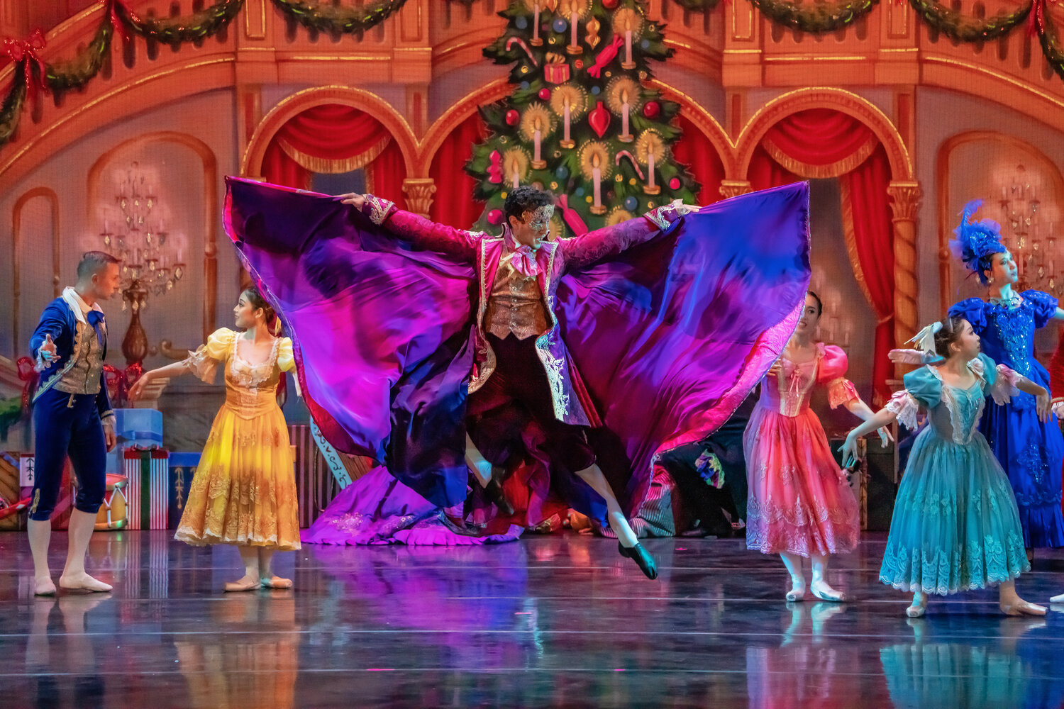 “The Nutcracker” plans Christmas tour stop in Phoenix